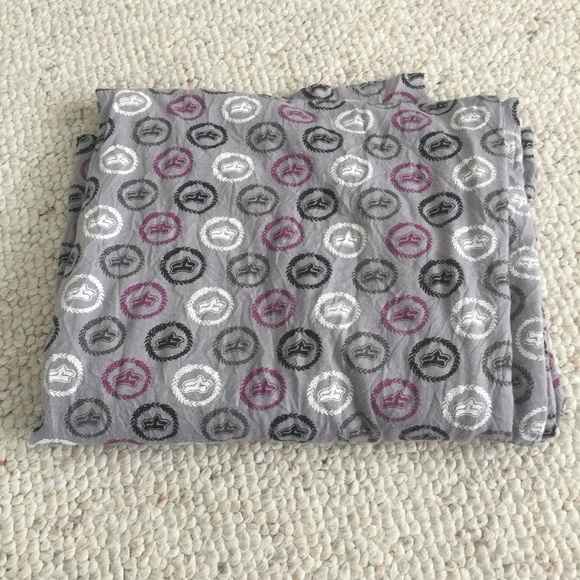 NWOT Fox Grey & Purple Scarf - Picture 4 of 4